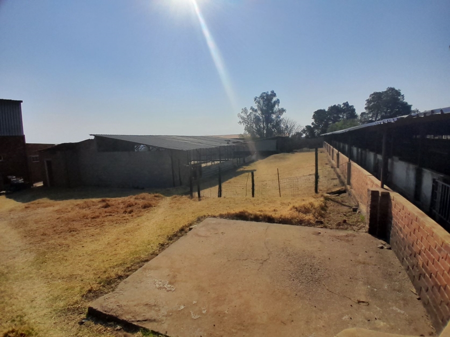 Commercial Property for Sale in Knoppieslaagte Gauteng