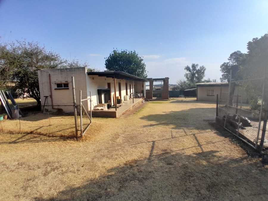 Commercial Property for Sale in Knoppieslaagte Gauteng