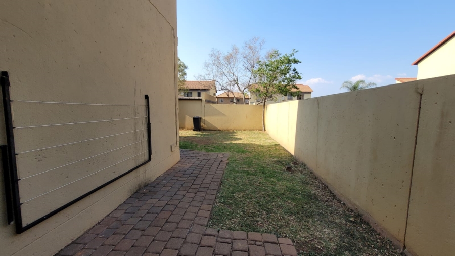 2 Bedroom Property for Sale in Annlin Gauteng