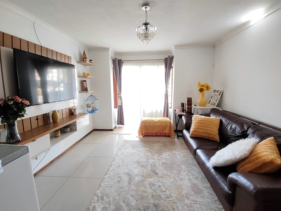 2 Bedroom Property for Sale in Montana Gauteng