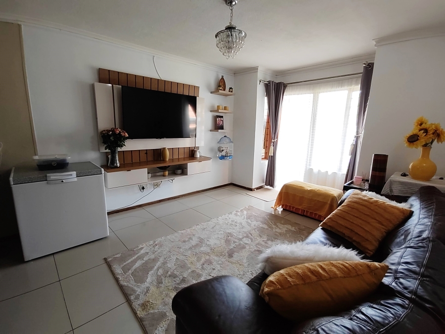 2 Bedroom Property for Sale in Montana Gauteng