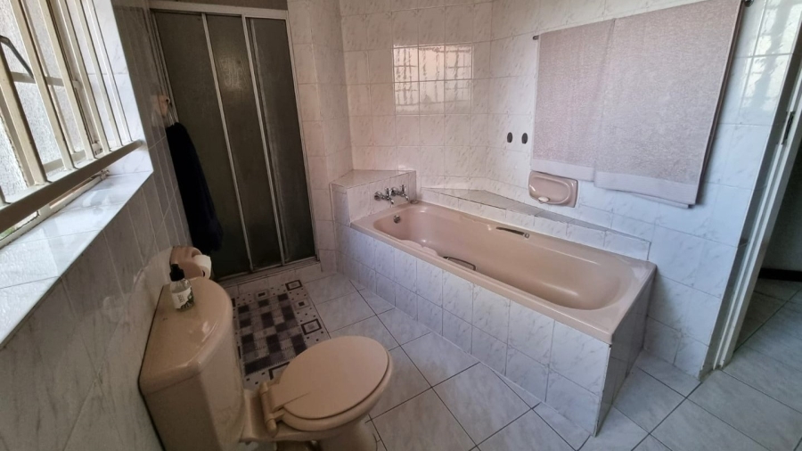 4 Bedroom Property for Sale in Montana Park Gauteng