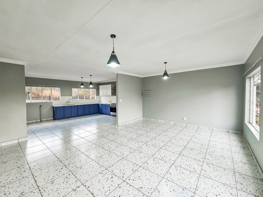 4 Bedroom Property for Sale in Faerie Glen Gauteng