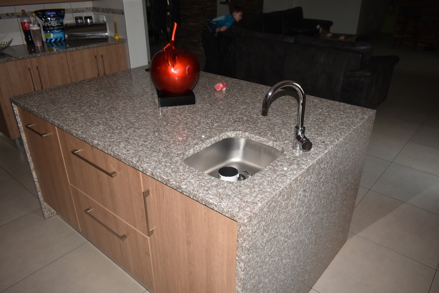 6 Bedroom Property for Sale in Zambezi Country Estate Gauteng