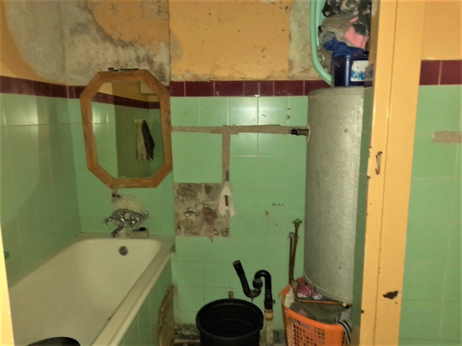 0 Bedroom Property for Sale in Hillbrow Gauteng