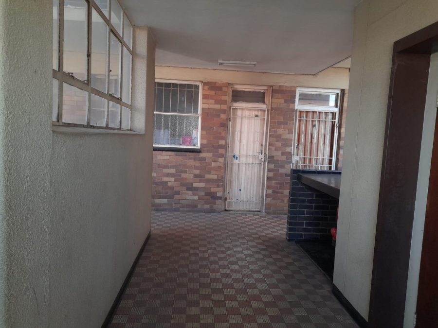 1 Bedroom Property for Sale in Berea Gauteng