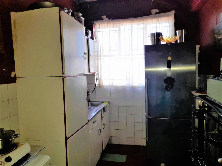 1 Bedroom Property for Sale in Berea Gauteng