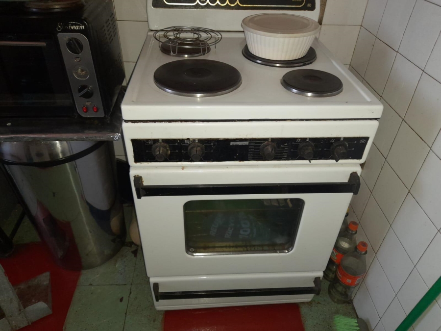 1 Bedroom Property for Sale in Berea Gauteng