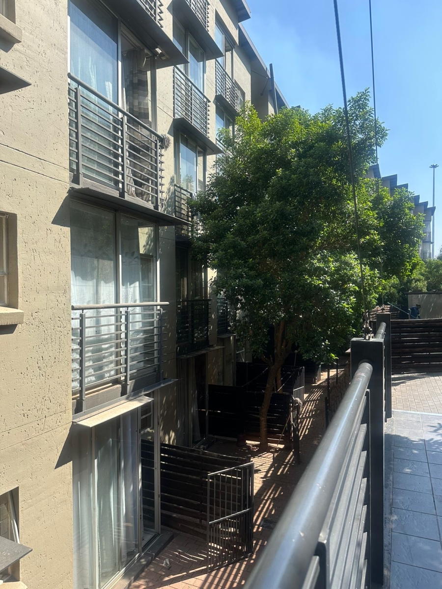 1 Bedroom Property for Sale in Braamfontein Gauteng