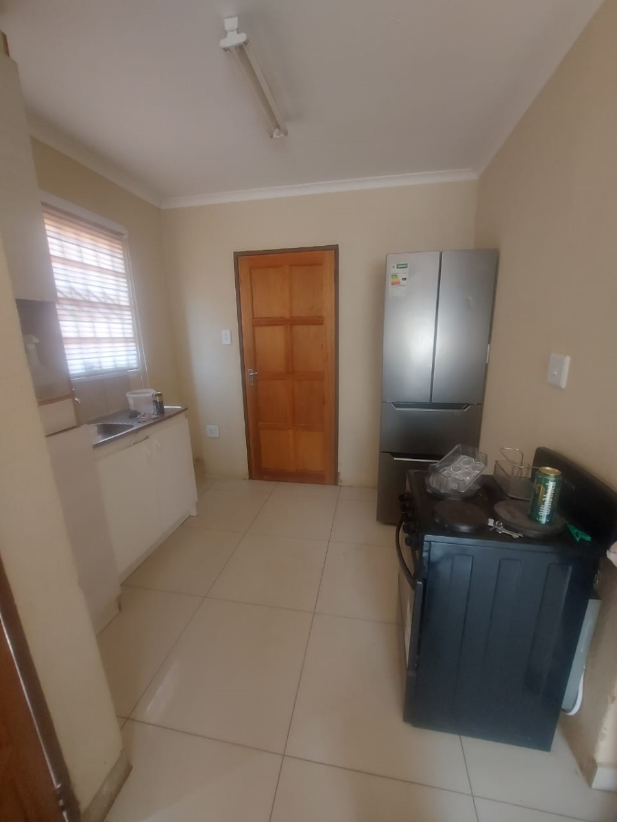 2 Bedroom Property for Sale in Soshanguve WW Gauteng