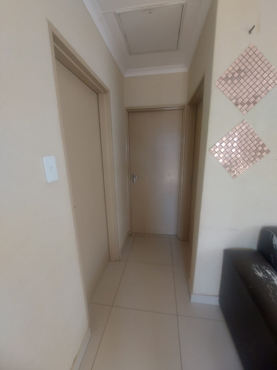 2 Bedroom Property for Sale in Soshanguve WW Gauteng