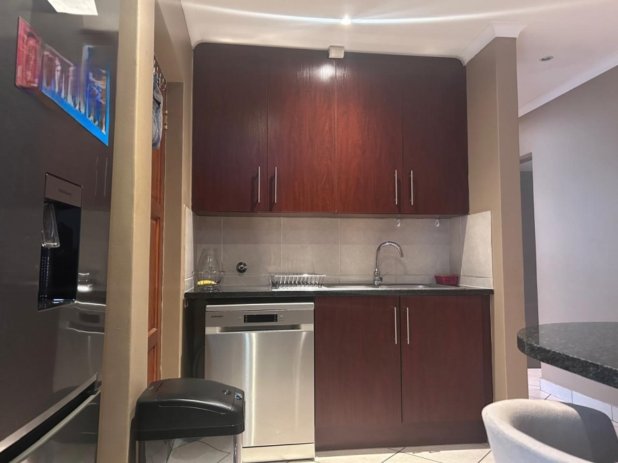 3 Bedroom Property for Sale in Thatchfield Close Gauteng