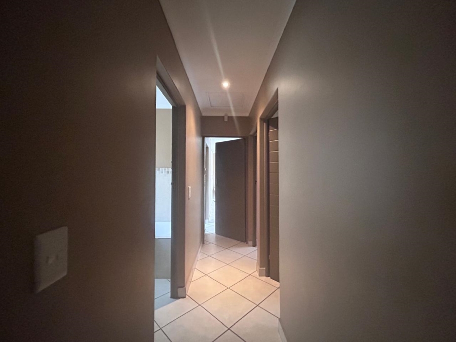 3 Bedroom Property for Sale in Thatchfield Close Gauteng