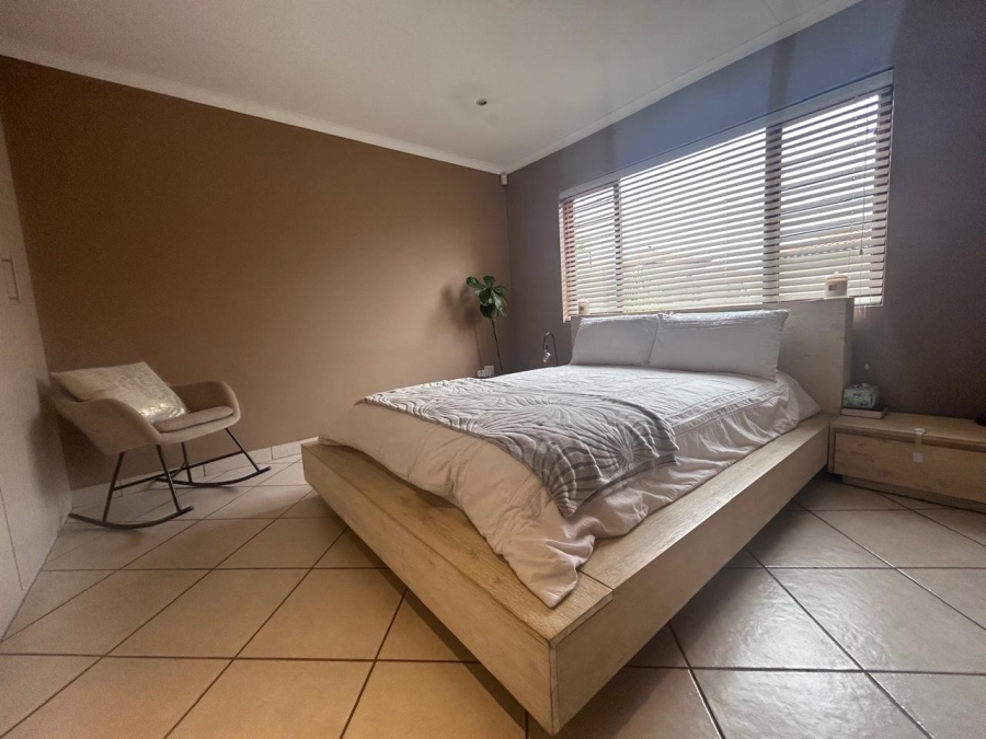 3 Bedroom Property for Sale in Thatchfield Close Gauteng