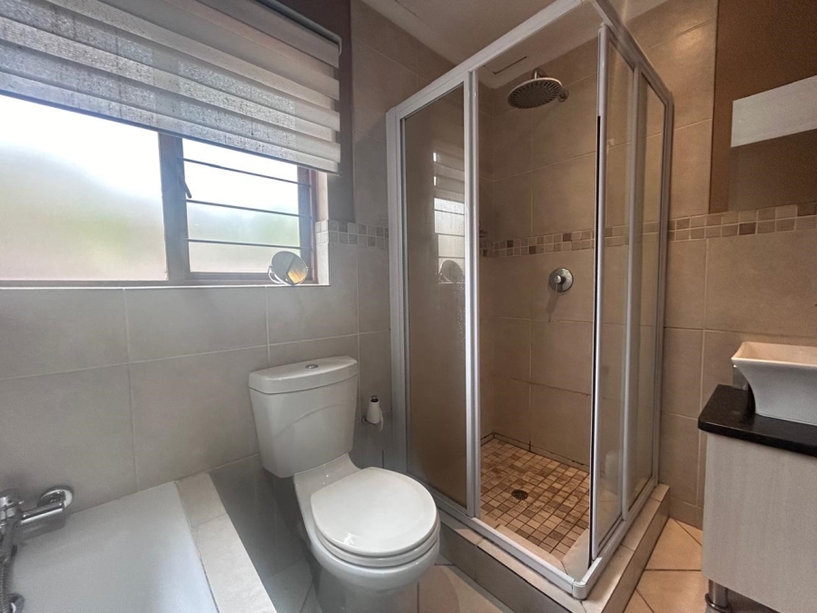 3 Bedroom Property for Sale in Thatchfield Close Gauteng