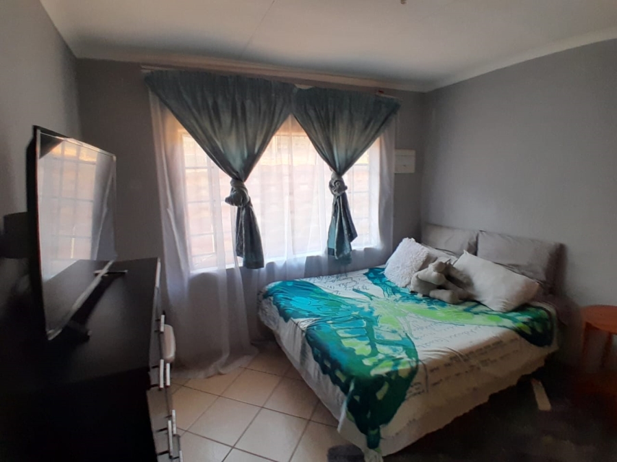 2 Bedroom Property for Sale in Philip Nel Park Gauteng