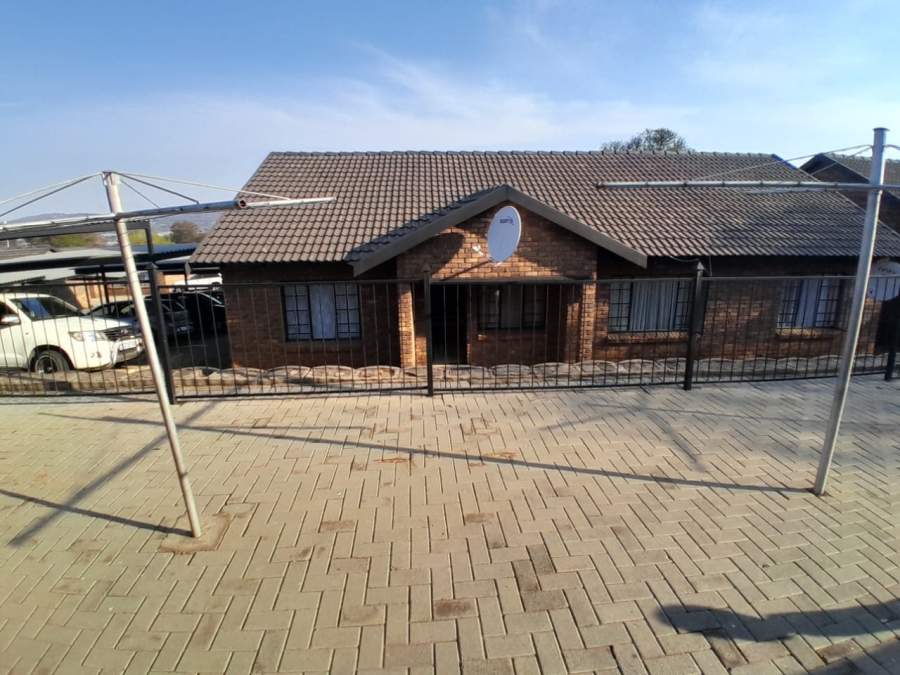 2 Bedroom Property for Sale in Philip Nel Park Gauteng