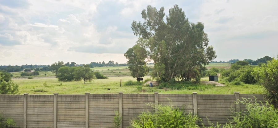 0 Bedroom Property for Sale in Vanwaartshof Gauteng