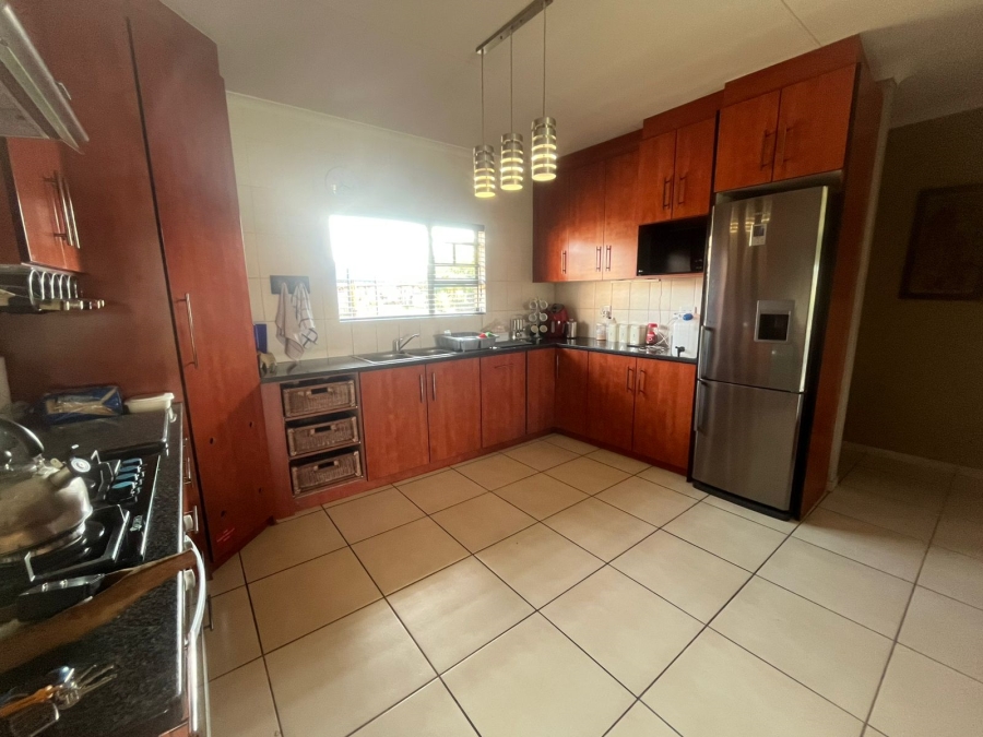 2 Bedroom Property for Sale in Kenleaf Gauteng