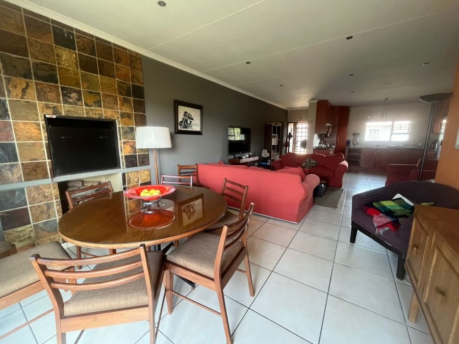 2 Bedroom Property for Sale in Kenleaf Gauteng