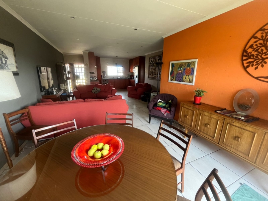 2 Bedroom Property for Sale in Kenleaf Gauteng