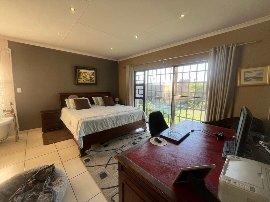 2 Bedroom Property for Sale in Kenleaf Gauteng