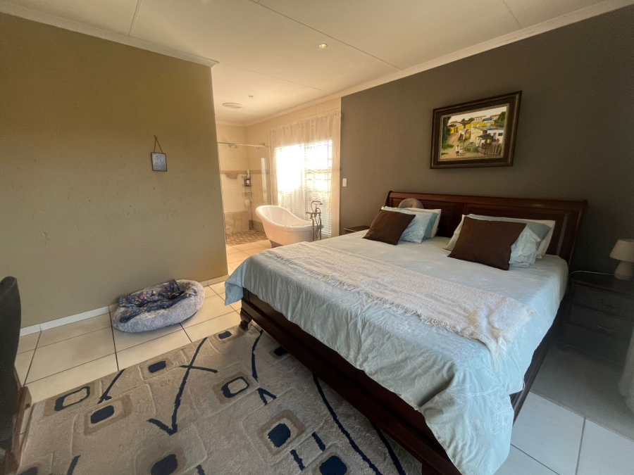 2 Bedroom Property for Sale in Kenleaf Gauteng