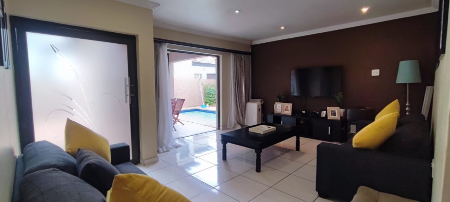 4 Bedroom Property for Sale in The Reeds Gauteng