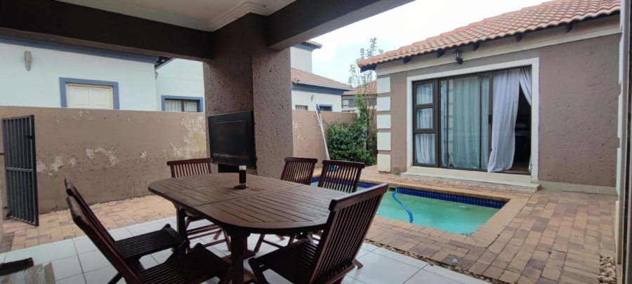 4 Bedroom Property for Sale in The Reeds Gauteng