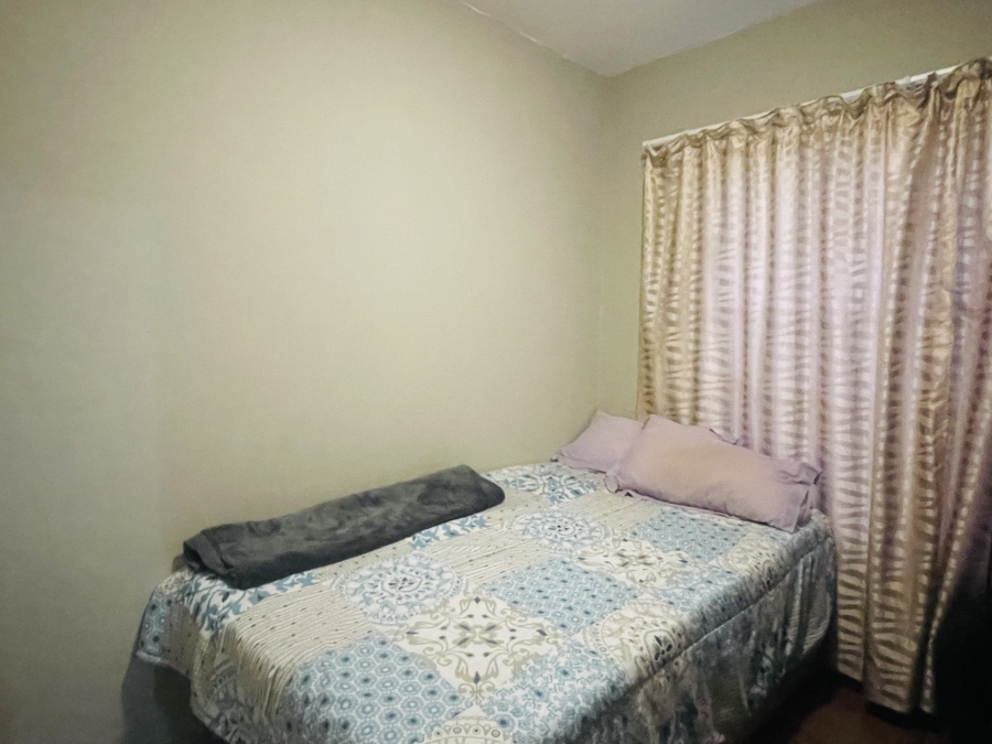 2 Bedroom Property for Sale in Andeon Gauteng