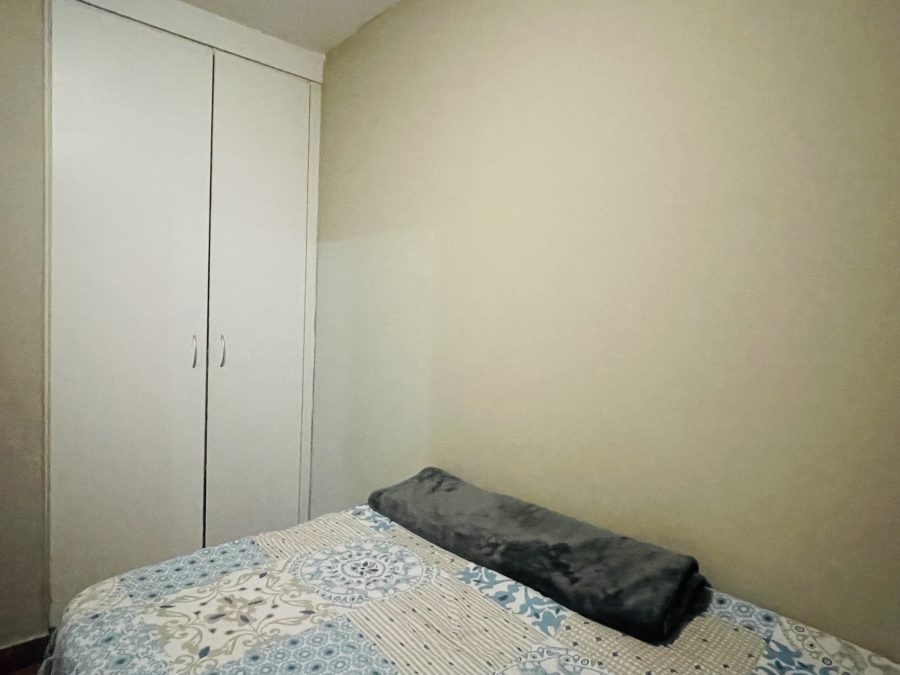 2 Bedroom Property for Sale in Andeon Gauteng