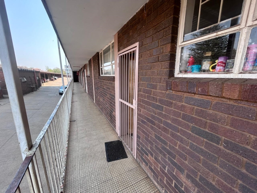 2 Bedroom Property for Sale in Proclamation Hill Gauteng