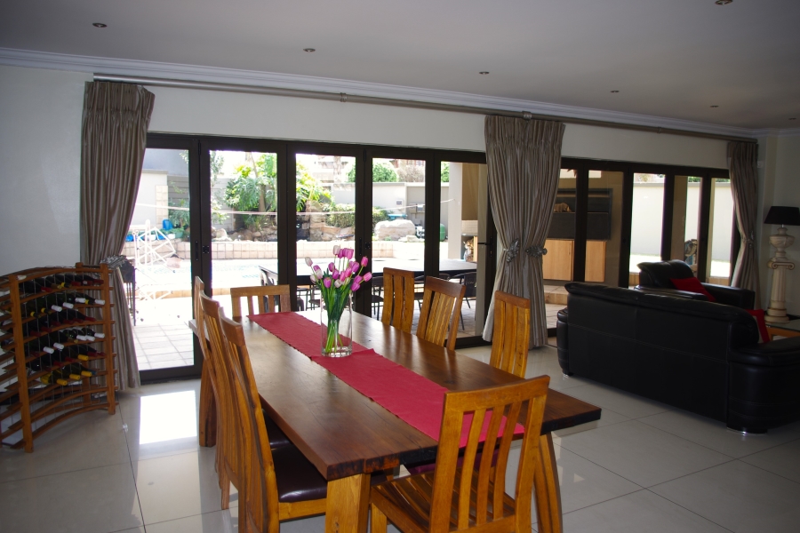 6 Bedroom Property for Sale in Sunward Park Gauteng