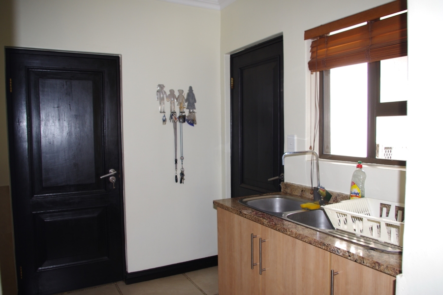 6 Bedroom Property for Sale in Sunward Park Gauteng