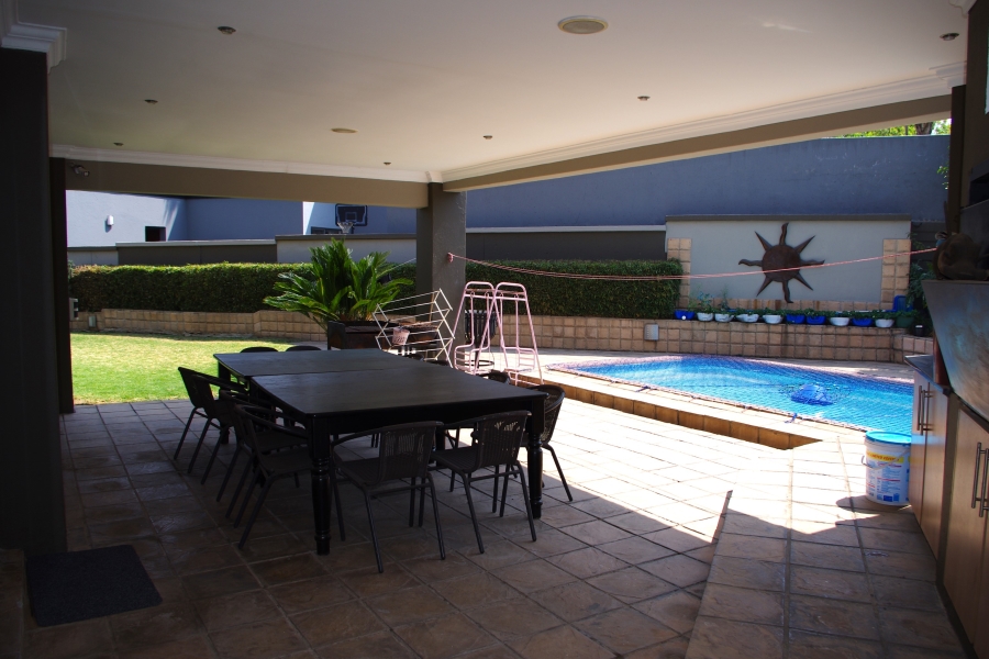 6 Bedroom Property for Sale in Sunward Park Gauteng