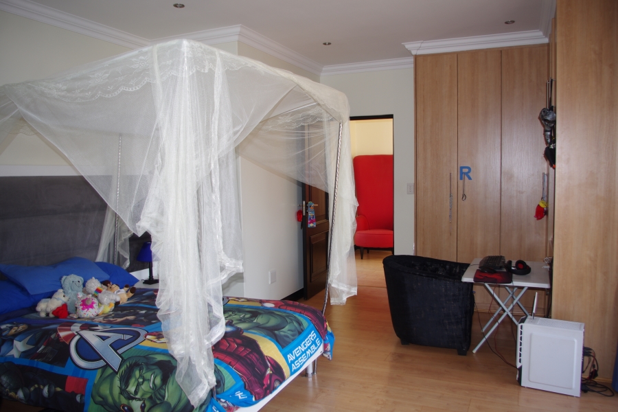 6 Bedroom Property for Sale in Sunward Park Gauteng