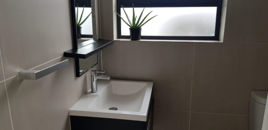 To Let 1 Bedroom Property for Rent in Greenstone Hill Gauteng