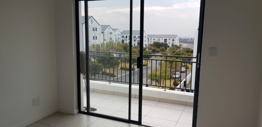 To Let 1 Bedroom Property for Rent in Greenstone Hill Gauteng