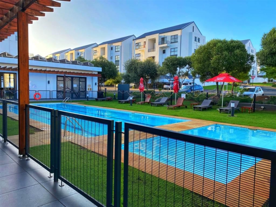 To Let 1 Bedroom Property for Rent in Greenstone Hill Gauteng