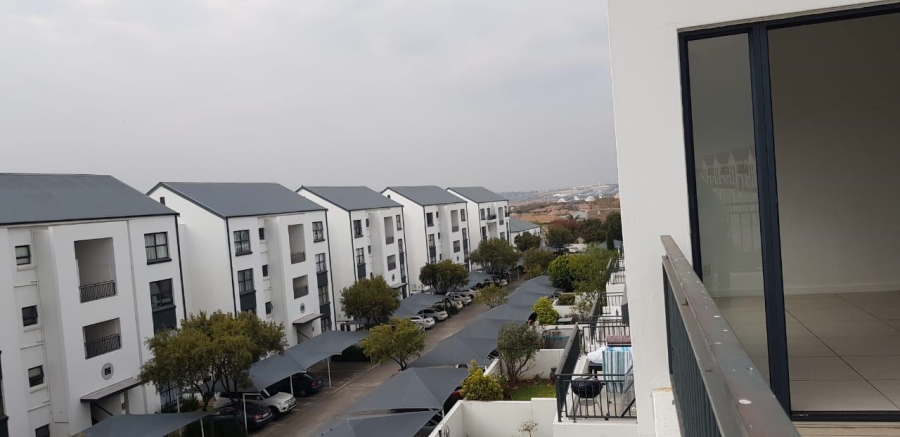 To Let 1 Bedroom Property for Rent in Greenstone Hill Gauteng
