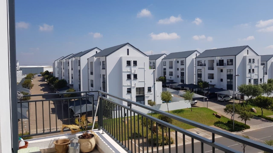 To Let 1 Bedroom Property for Rent in Greenstone Hill Gauteng