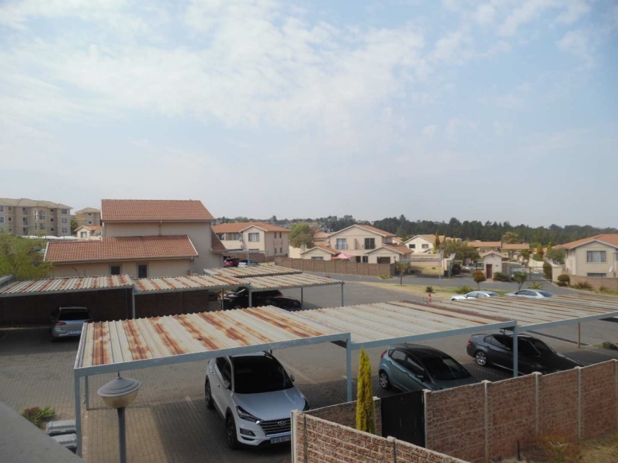2 Bedroom Property for Sale in Carlswald Gauteng