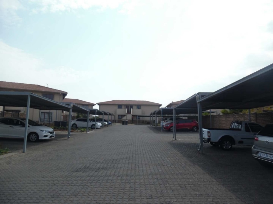 2 Bedroom Property for Sale in Carlswald Gauteng