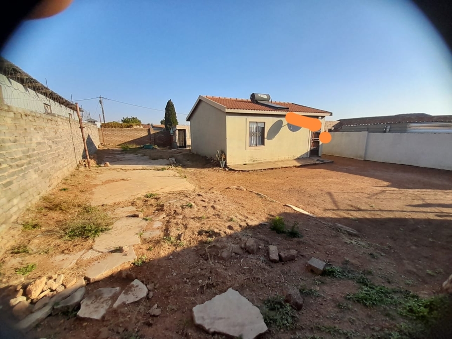 2 Bedroom Property for Sale in Soshanguve South Ext 13 Gauteng