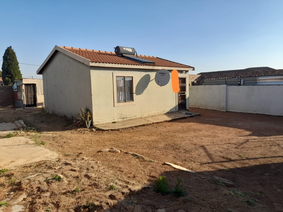 2 Bedroom Property for Sale in Soshanguve South Ext 13 Gauteng