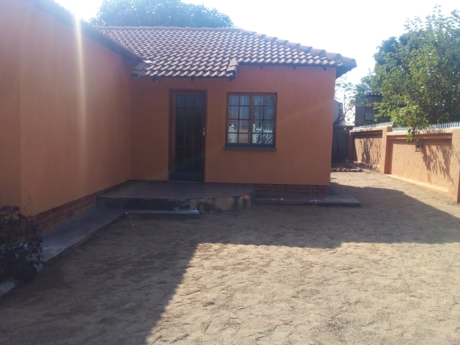 2 Bedroom Property for Sale in Soshanguve South Ext 13 Gauteng