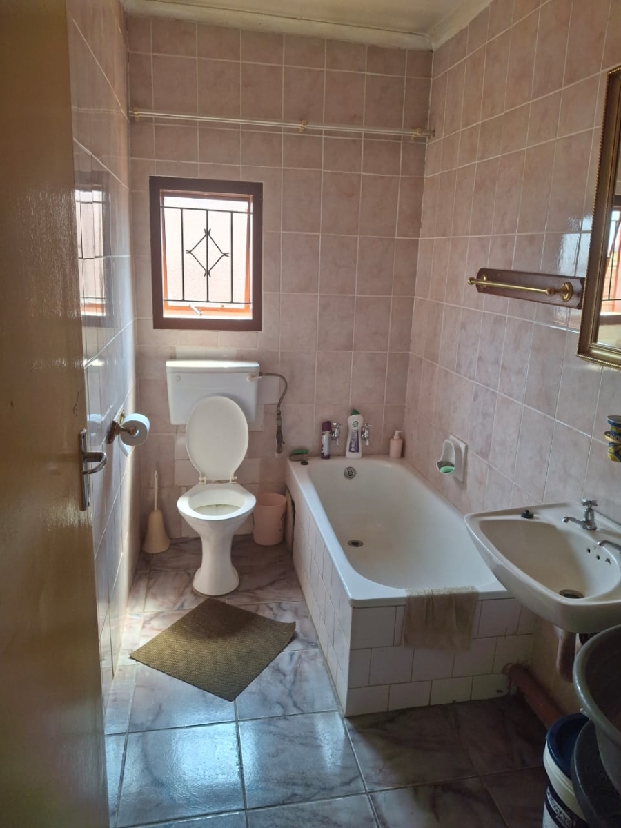 2 Bedroom Property for Sale in Soshanguve South Ext 13 Gauteng