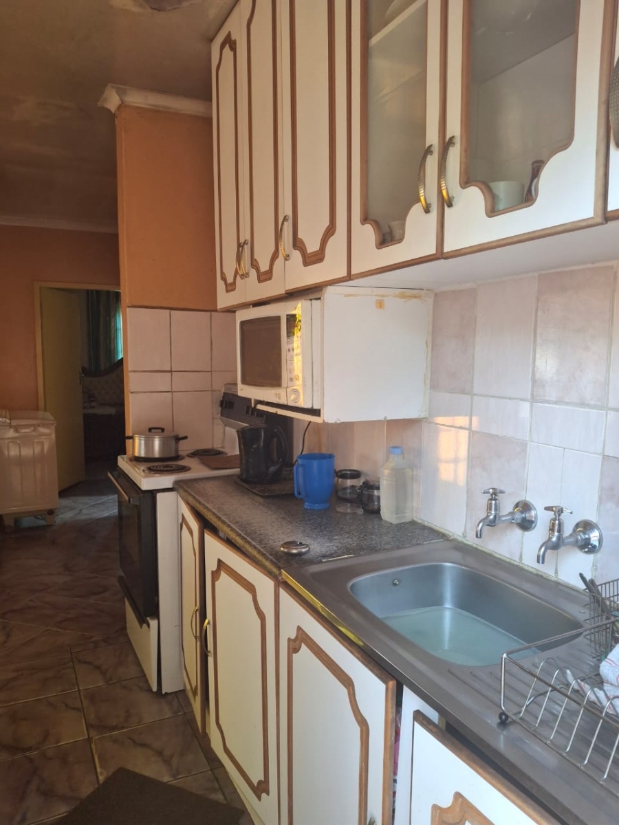 2 Bedroom Property for Sale in Soshanguve South Ext 13 Gauteng