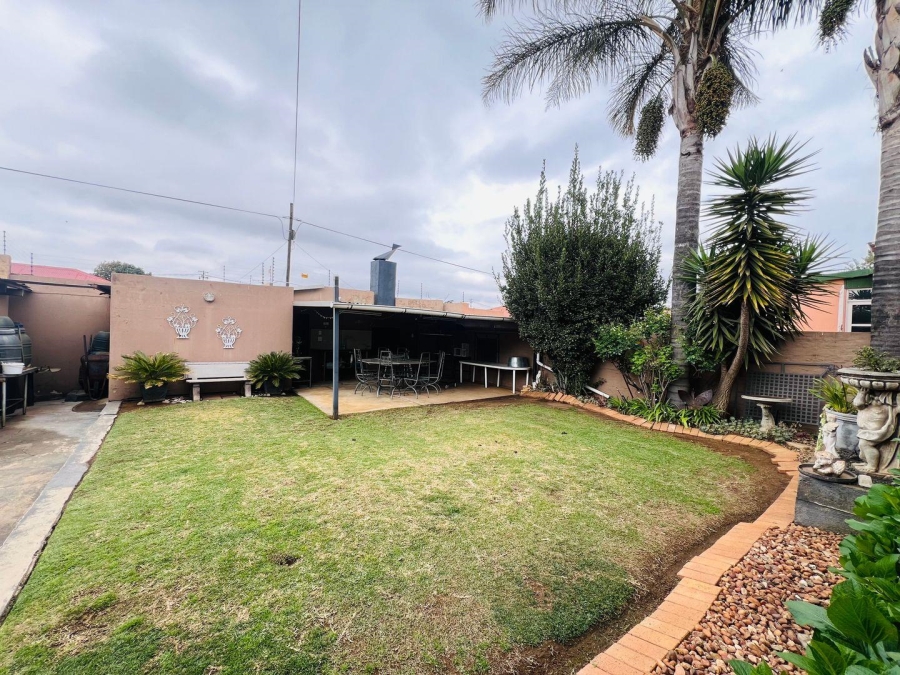 3 Bedroom Property for Sale in Malvern East Gauteng