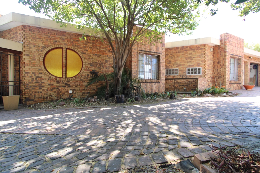 3 Bedroom Property for Sale in Sunninghill Gauteng